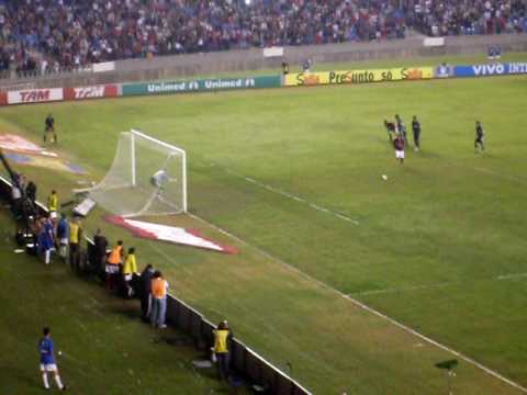 Pênalti do Adriano contra o Palmeiras