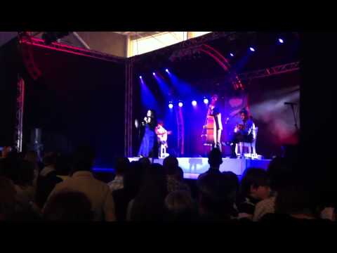 Deolinda - Parva que sou - 21/04/2011 - Stage Dolce Vita Tejo