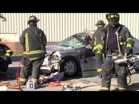 Raw video; Elyria car vs dump truck accident