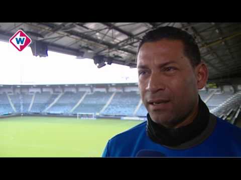 ADO-trainer Henk Fraser blikt vooruit op FC Groningen - ADO Den Haag