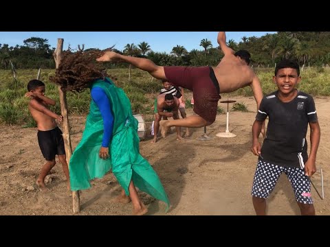 FUNDO DE QUINTAL OFC - VOCÊ ME VIRA A CABEÇA / ALCIONE (Vídeo Oficial)