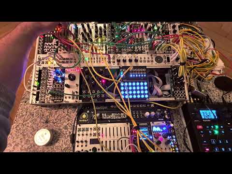 Eurorack - just droning around (triple drone Virt Iter Legio, Cursus Iteritas,  Pizza🍕)
