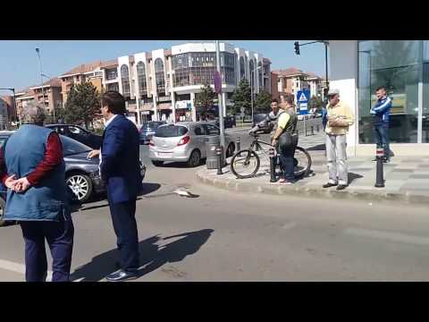 Alba24 VIDEO: Accident giratoriu Alba Iulia 3 aprilie 2017