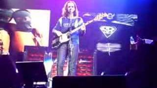 Rush front row center Birmingham NEC 12/10/07 Larger Bowl