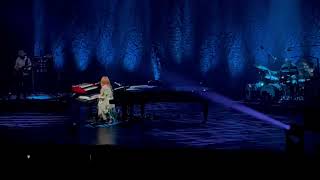 TORI AMOS Performs RIOT POOF at the Ruth Eckard Hall in Clearwater, Florida on June 18, 2023