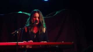 Norma Jean Martine singing Hang my Hat