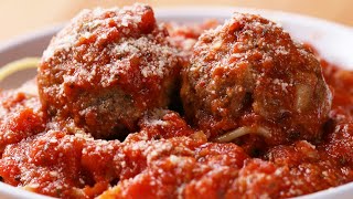 Easy Slow-Cooker Mozzarella-Stuffed Meatballs And Sauce