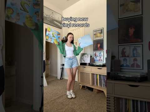 here’s the problem with buying new vinyl records🫣 #vinyl #vinylrecords