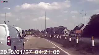 Roundabout Van Jump - Dukes of Hazard version