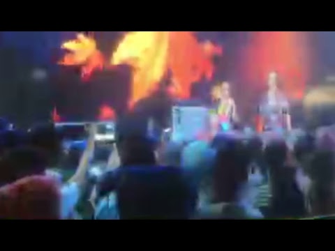 Muzik muzik showcase AMYLEA X KAER TAK PERNAH HILANG