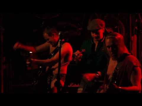 aIVOpIERU Live@Torvi 1/2