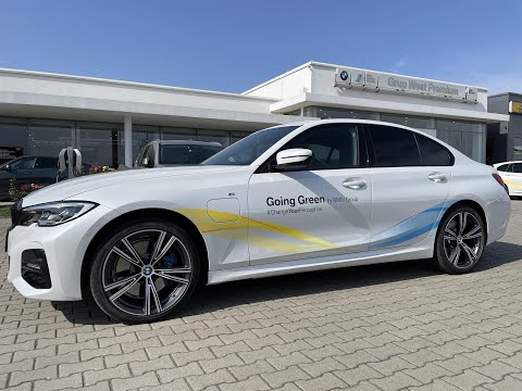 I took the new BMW 330e for a spin and it gives me chills when accelerating! #394