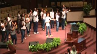Transparent Choir sings &quot;Greatness of You&quot;