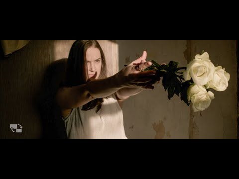 Josienne Clarke - Parenthesis, I (Official Video)