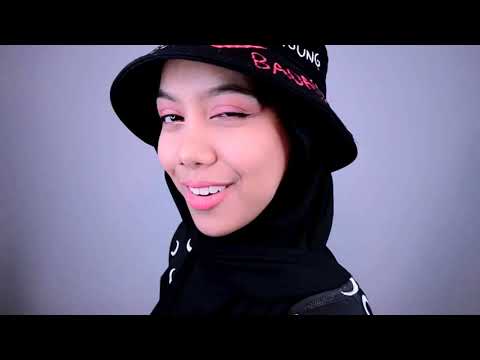 Pretty Savage - Blackpink  (Cover by Sarah Suhairi)