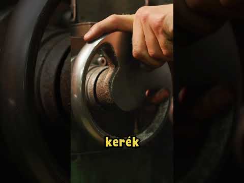 Ezért nem csúszik ki a vonat kanyarban🚉  #train #technology