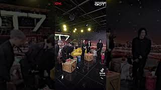 Download lagu Got6 treating Jinyoung as the Boss #got7 mp3