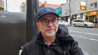 Video: Vincent, San Francisco, 'nearly qualified' as a Chiropractor, homeless since 2017 - Invisible People