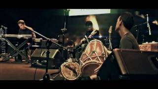 simakDialog (Live @ Java Jazz Fest. 2010) - 05. Throwing Words (Part 2)