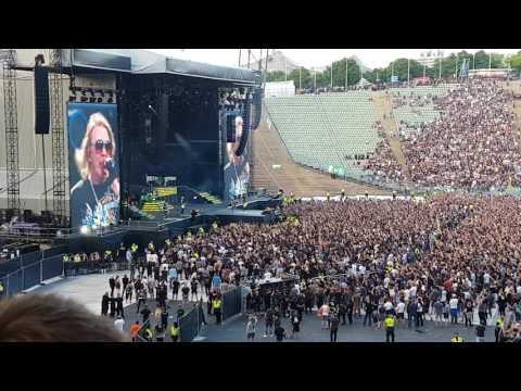 Guns `n Roses Munich 13.6.17 Olympic Stadium Welcome to the Jungle + Double talkin Jive