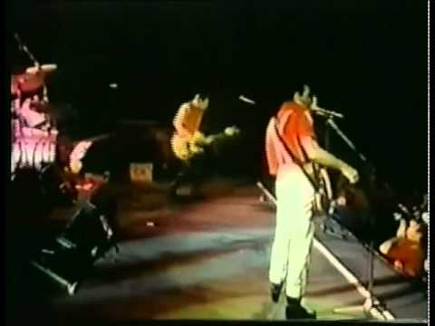 The Clash - London Calling Live in Vienna 1981