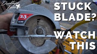 How to Change the Blade on a circular saw without locking button Easy!  - is your blade stuck?