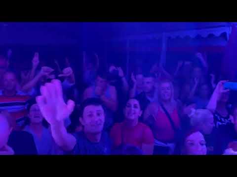 Josh és Betti - Te csak játszol velem - koncert részlet