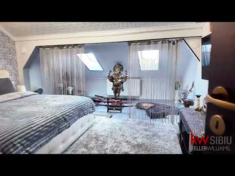 Video Apartament tip mansarda , decomandat , pe 2 niveluri , 92 mp utili