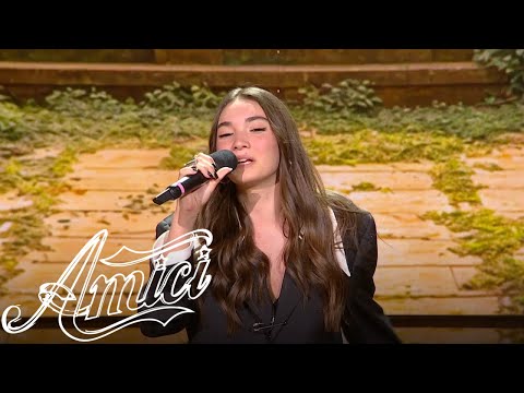 Amici 24 - Antonia - Averti addosso