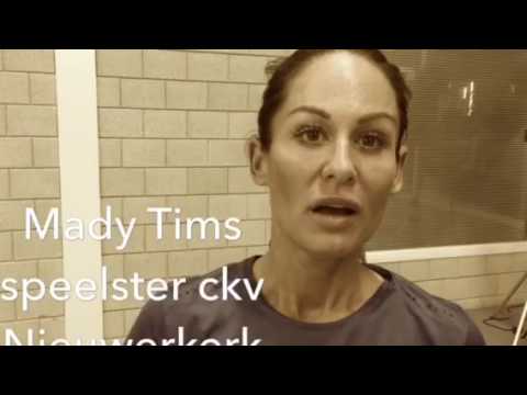 Portret korfbalster Mady Tims