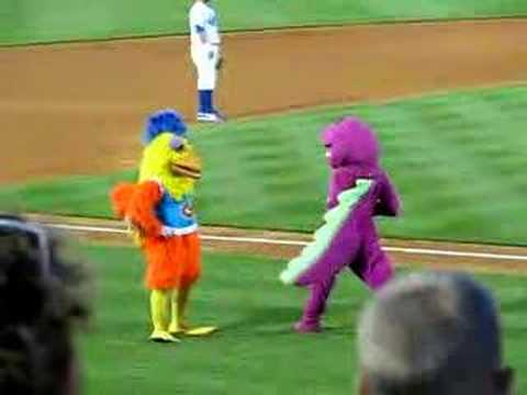 Funny man videos - Famous Chicken dances with Barney