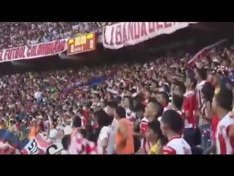 "SOMOS CARNAVAL FRBS LA LEY DE SUR" Barra: Frente Rojiblanco Sur &bull; Club: Junior de Barranquilla