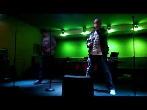 LIVE Chorus Citrus - Bastardi 2 ft. EliotZ (3.4.2015 - Nautilus - Hodonín)