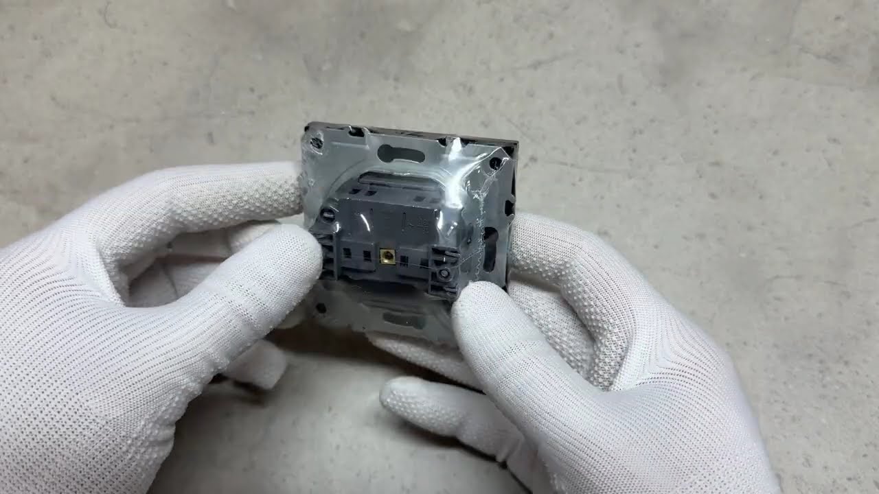 Розетка без заземления, механизм черный 16А Soft ER111-B ARDERO (без рамки) 80742