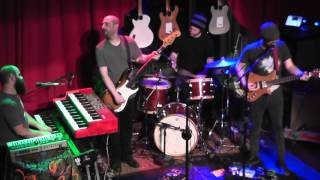 American Babies - "When I Build My Fortune" into "Baby Don't Cry"