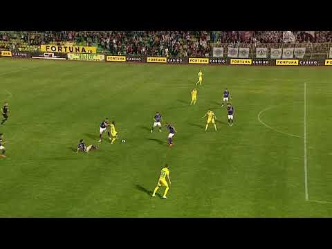 GOOOL! CS Mioveni - Rapid 1-0. Moussa Sanoh înscrie cu un șut superb