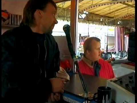 Dahlgårds Tivoli - Keld introducerer Raymond for det hårde tivoliv