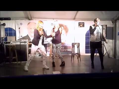 Optreden de grietjes te Middelkerke