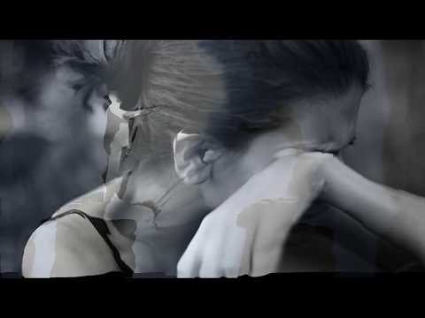 Lucian ELGI - Tot astept pe cineva