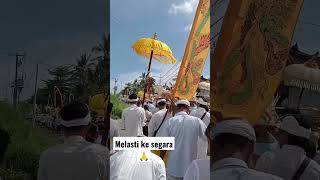 Download lagu upacara melasti ke pantai #tradisi bali #shorts #hindu #fyp #fypシ mp3