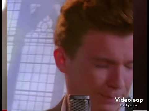 Timo valt van de trap