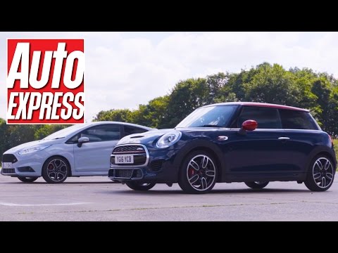 Ford Fiesta ST200 vs MINI John Cooper Works: pocket rocket drag race