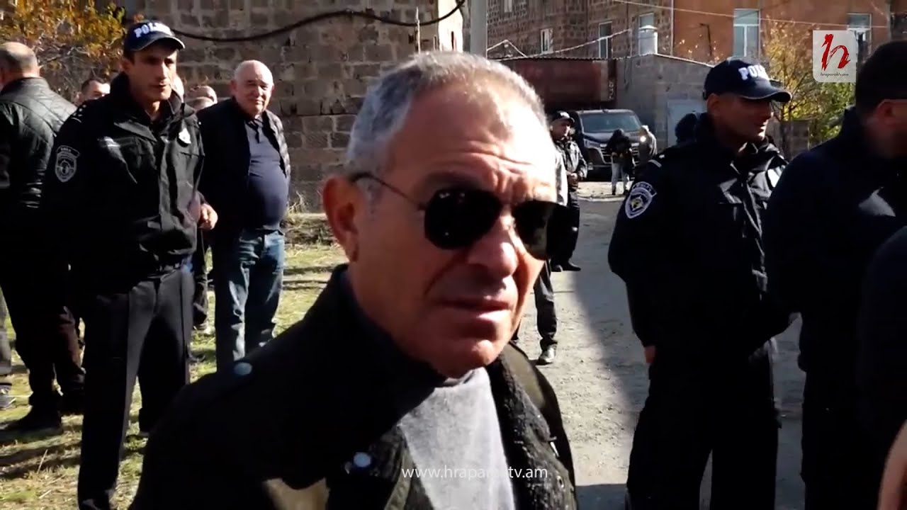 Խելոք որ լինեին ժամանակին պիտի հողերը հետ տային