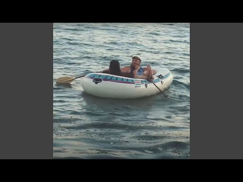 Zhal za eftina (feat. Puka Kozmetika, Bad Contract, Wik Kakarotski, Topal & Roxan Kazanova)