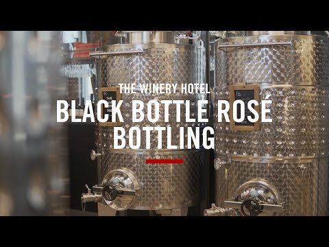 Bottling of rosé wine at The Winery Hotel - this is how it works