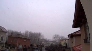 preview picture of video 'Nevando en Molina de Aragón | Slow Motion'