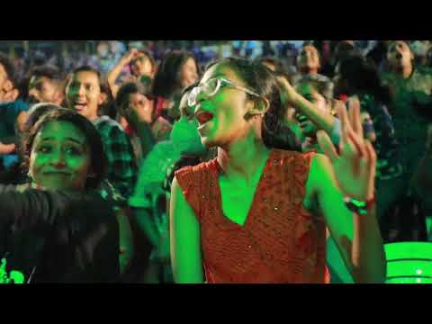 4 The People - Lajjavathiye song sung by Jassie Gift