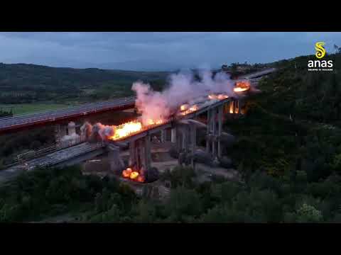 Anas - demolizione del viadotto La Coscia