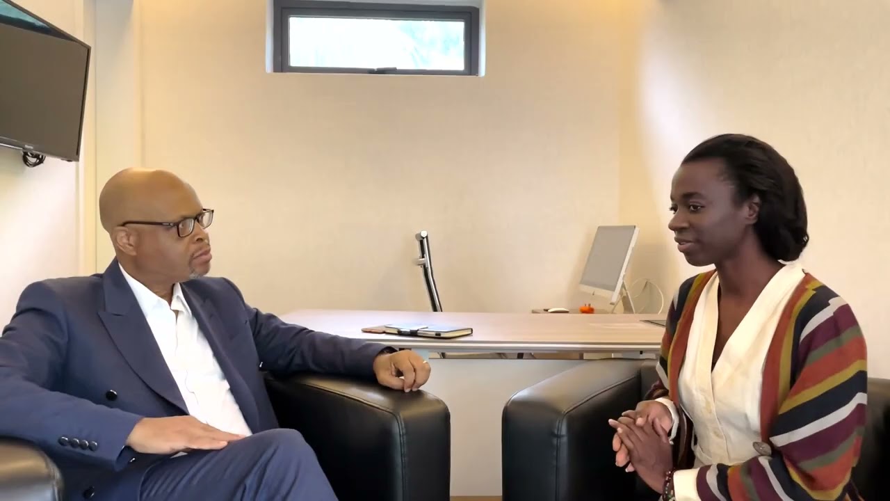 Aminata Camara Badji and Roland Oroh on Cashews