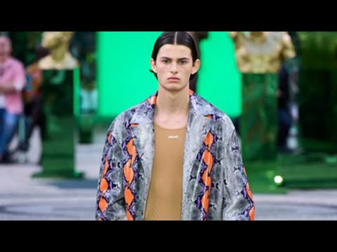 défilé versace printemps été 2023